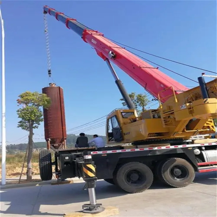 鄂州专业吊车租赁多少钱