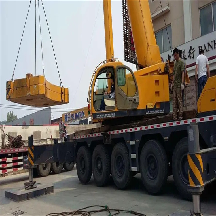 鄂州当地吊车出租|机器吊装|75吨|工厂搬迁服务